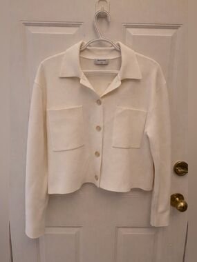 White Aritzia sweater babaton